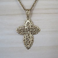 Vintage 10K Diamond Cut Filigree Cross Pendant