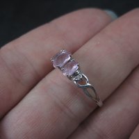 Dainty Vintage 10K Pink Topaz Ring Size 7