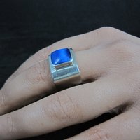 Vintage Sterling Silver Blue Cats Eye Sea Glass Ring Size 8 Square Band