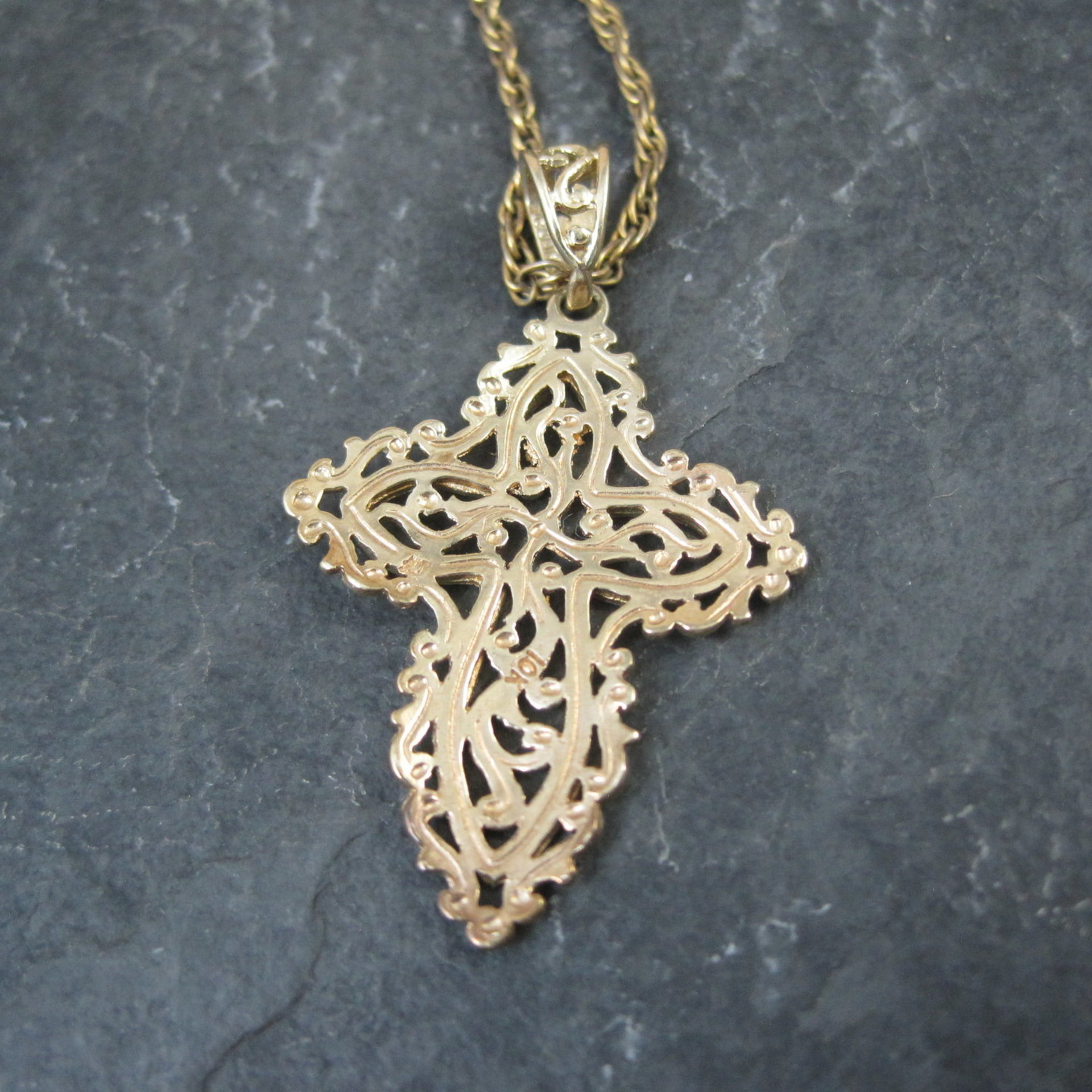 Vintage 10K Diamond Cut Filigree Cross Pendant