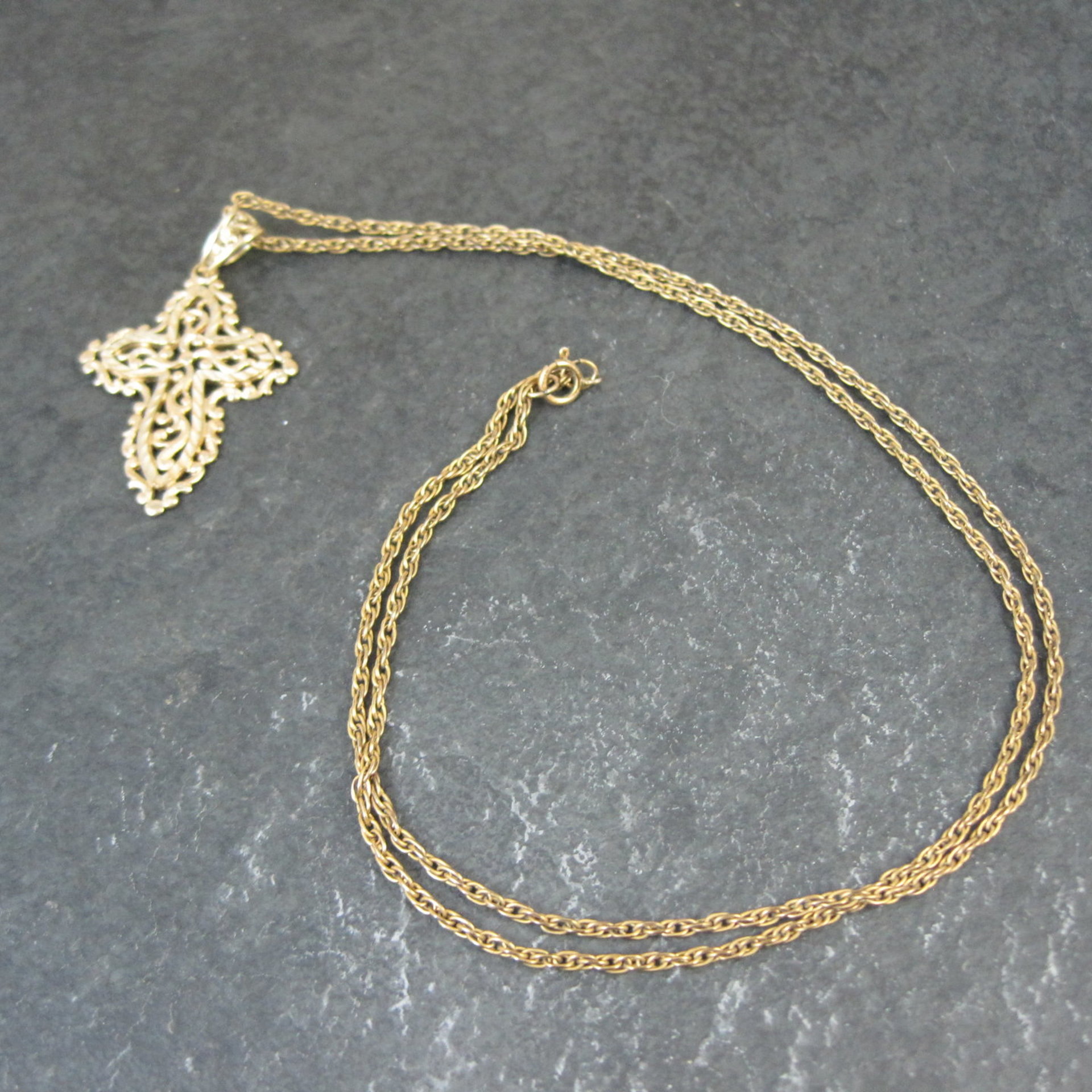 Vintage 10K Diamond Cut Filigree Cross Pendant