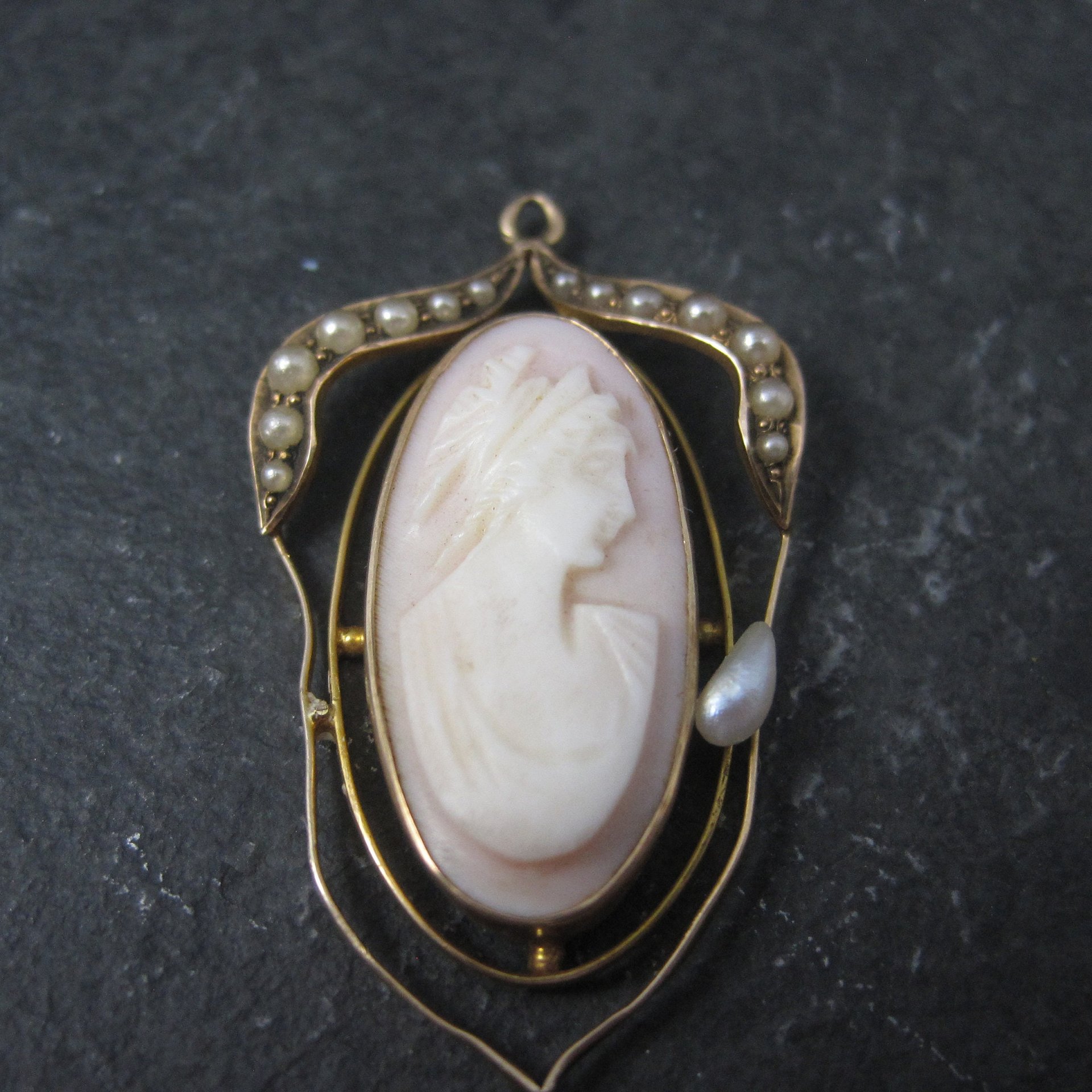 Antique 10K Seed Pearl Cameo Pendant
