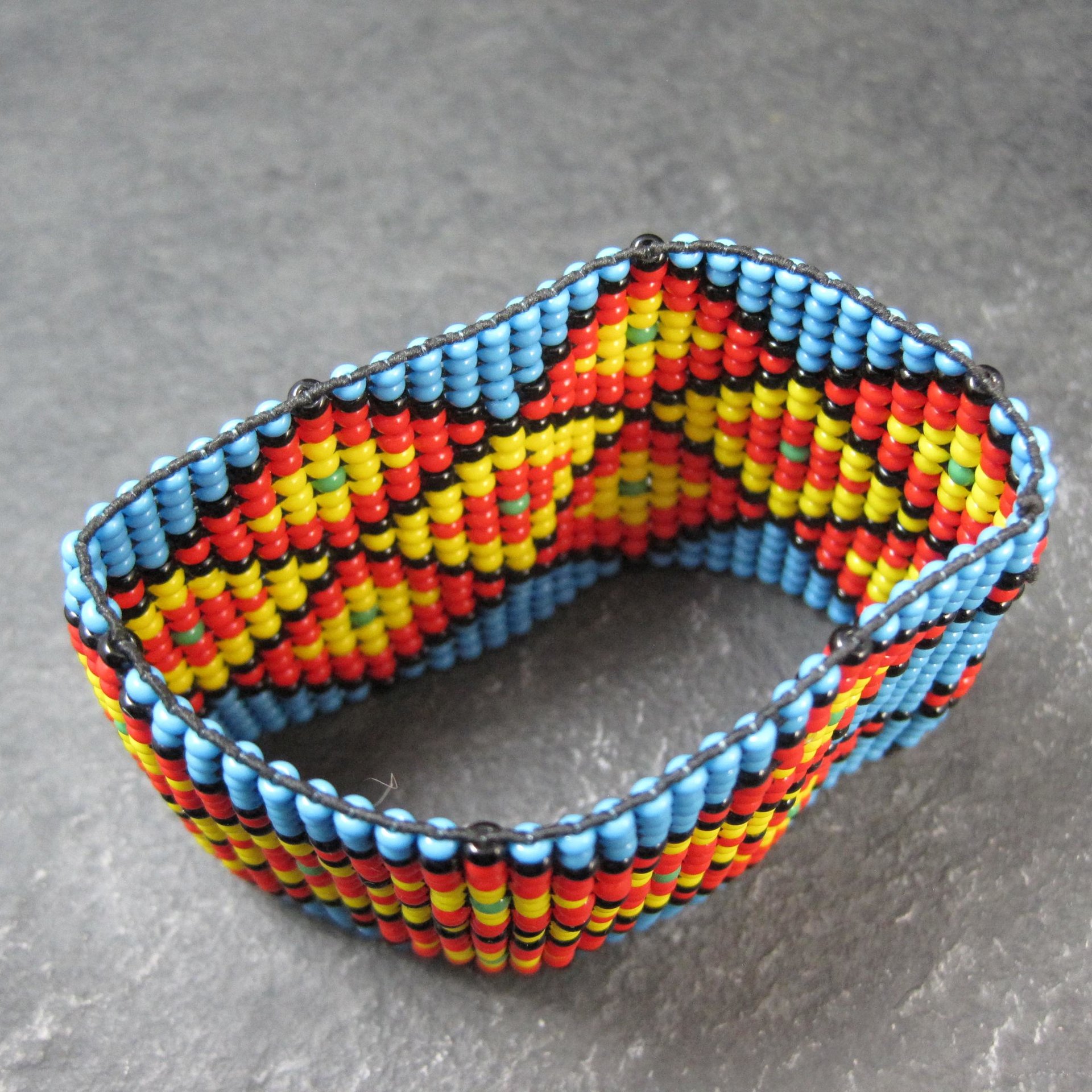 Vintage Beaded Stretchy Loom Bracelet 6 Inches