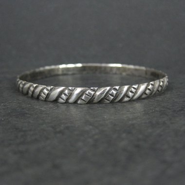 Vintage Mexican Sterling Bangle Bracelet 7.75"