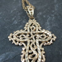 Vintage 10K Diamond Cut Filigree Cross Pendant