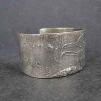 Heavy Southwestern Tufa Cast Eagle Cuff Bracelet 7 Inches