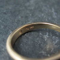 Vintage 14K Yellow Gold Coral Ring Size 6.5
