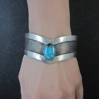 Vintage Navajo Sterling Tufa Turquoise Cuff Bracelet 6.75 Inches