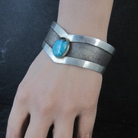 Vintage Navajo Sterling Tufa Turquoise Cuff Bracelet 6.75 Inches