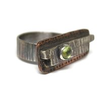Vintage Modernist Sterling Copper Peridot Ring Size 7