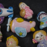 Destash Vintage Resin Kitsch Pins People Elephant Kitten Airplane