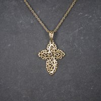 Vintage 10K Diamond Cut Filigree Cross Pendant