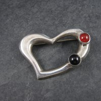 Vintage Sterling Carnelian Onyx Heart Brooch