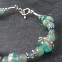 Art Glass Green Lampwork Toggle Bracelet 8 Inches