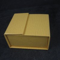 Yellow Textured Folding Magnetic Ring Box