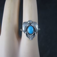 Dainty Estate Southwestern Turquoise Ring Size 6