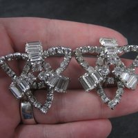 Large Vintage Clear Rhinestone Clip On Earrings