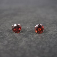 Estate Sterling 5mm Garnet Stud Earrings
