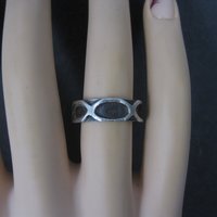 Vintage Sterling Mod Band Ring Size 5.5