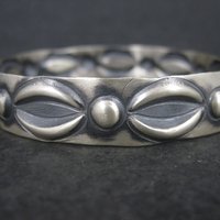 Vintage Southwestern Sterling Bangle Bracelet 8 Inches