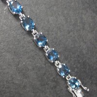 Vintage Sterling 29 Carat Blue Topaz Bracelet 7.5 Inches