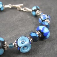 Handmade Blue Lampwork Art Glass Bead Bracelet 8 Inches