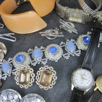 Destash Vintage Jewelry Watches Lot