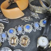 Destash Vintage Jewelry Watches Lot