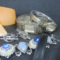 Destash Vintage Jewelry Watches Lot