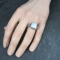 Vintage Sterling Silver Mother of Pearl Ring Size 7