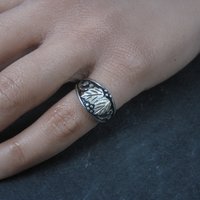 Vintage 90s Black Hills Sterling Silver Leaf Ring Size 4 NOS