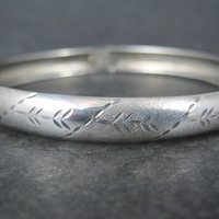 Vintage Italian Sterling Etched Bangle Bracelet 7 Inches