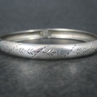 Vintage Italian Sterling Etched Bangle Bracelet 7 Inches