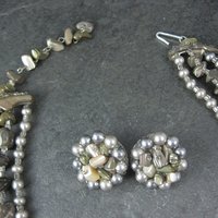 Vintage Mother of Pearl Shell 4 Strand Necklace & Earrings Jewelry Set Japan