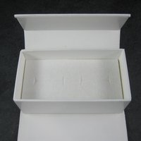 White Magnetic Double Ring Box