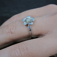 Dainty Italian Sterling Silver Flower Ring New Old Stock 1990s Multiple Sizes Available