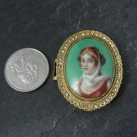 Vintage Rhinestone Cameo Buckle