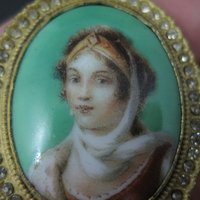 Vintage Rhinestone Cameo Buckle