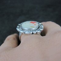 Vintage Mother of Pearl Coral Inlay Flower Ring Southwestern Sterling Silver Size 5