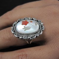 Vintage Mother of Pearl Coral Inlay Flower Ring Southwestern Sterling Silver Size 5