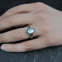 Vintage Southwestern Sterling Mother of Pearl Ring Sizes 6-6.5