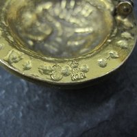 Vintage Gold Lions Head Brooch Kopi