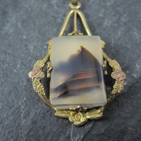 Art Deco 12K Gold Filled Montana Agate Pendant Necklace