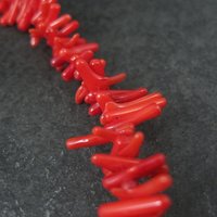 Vintage Coral Necklace 17 Inches