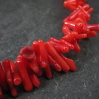 Vintage Coral Necklace 17 Inches