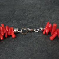 Vintage Coral Necklace 17 Inches