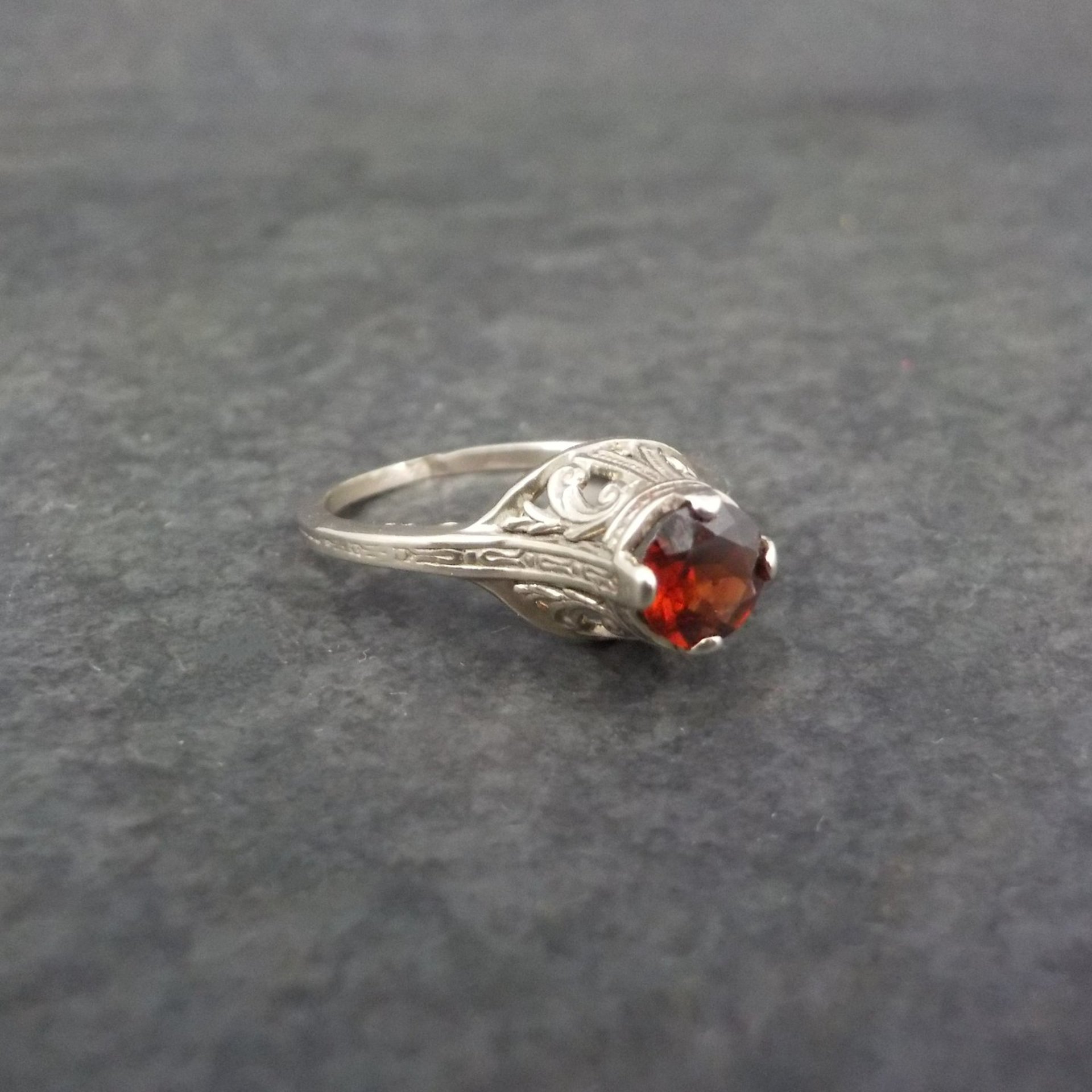 14K White Gold Art Deco High Set Garnet Filigree Ring Size 4.75
