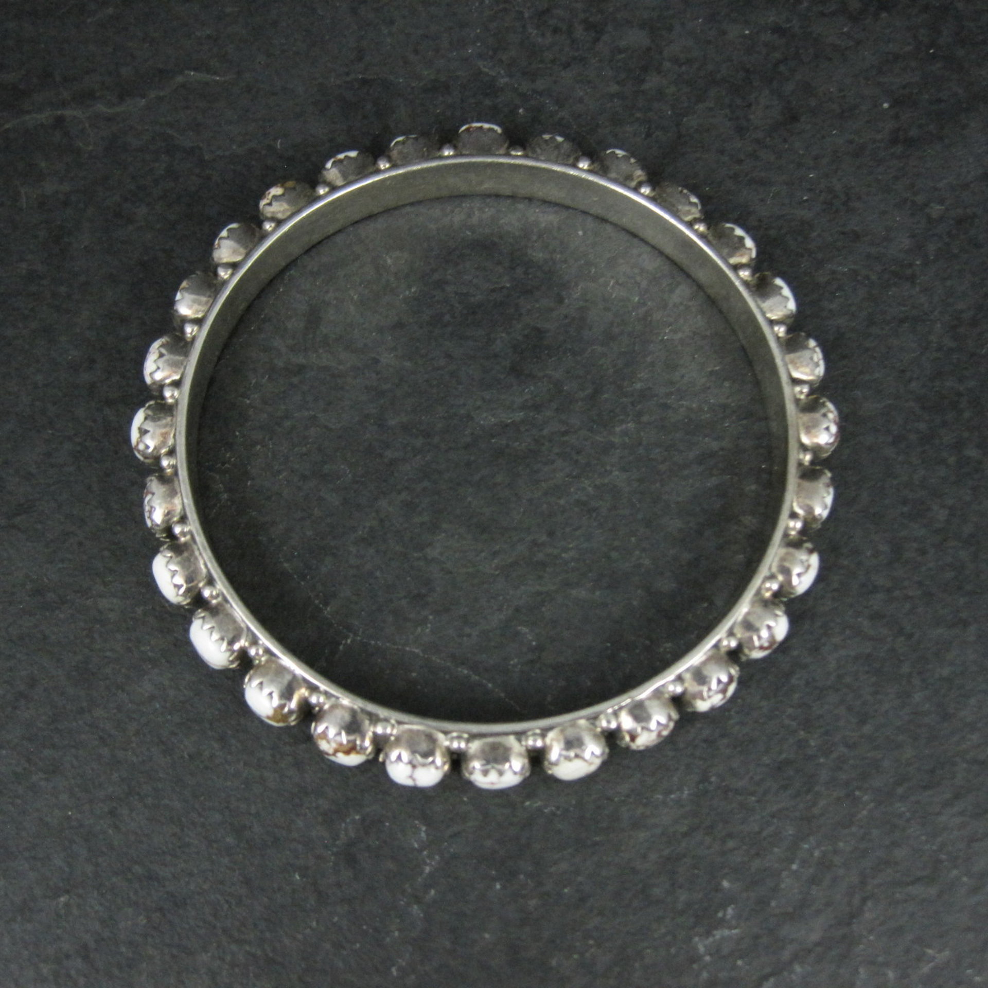 Heavy Southwestern Wild Horse Sterling Silver Bangle Bracelet 7.5"