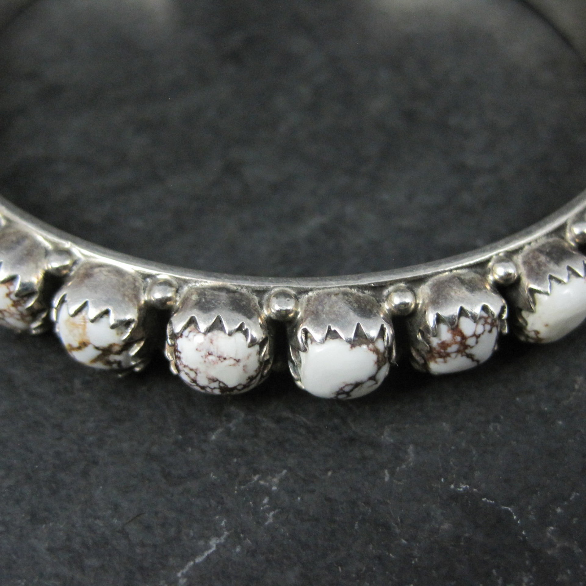 Heavy Southwestern Wild Horse Sterling Silver Bangle Bracelet 7.5"