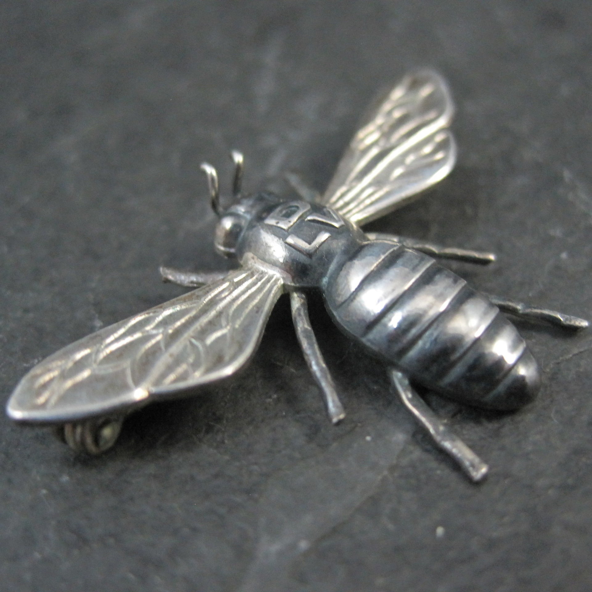 Vintage Art Deco Silver Bee Brooch Greifen Kunst